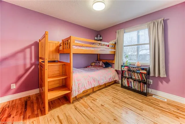 Additional image 32 of 82 Woolwich St