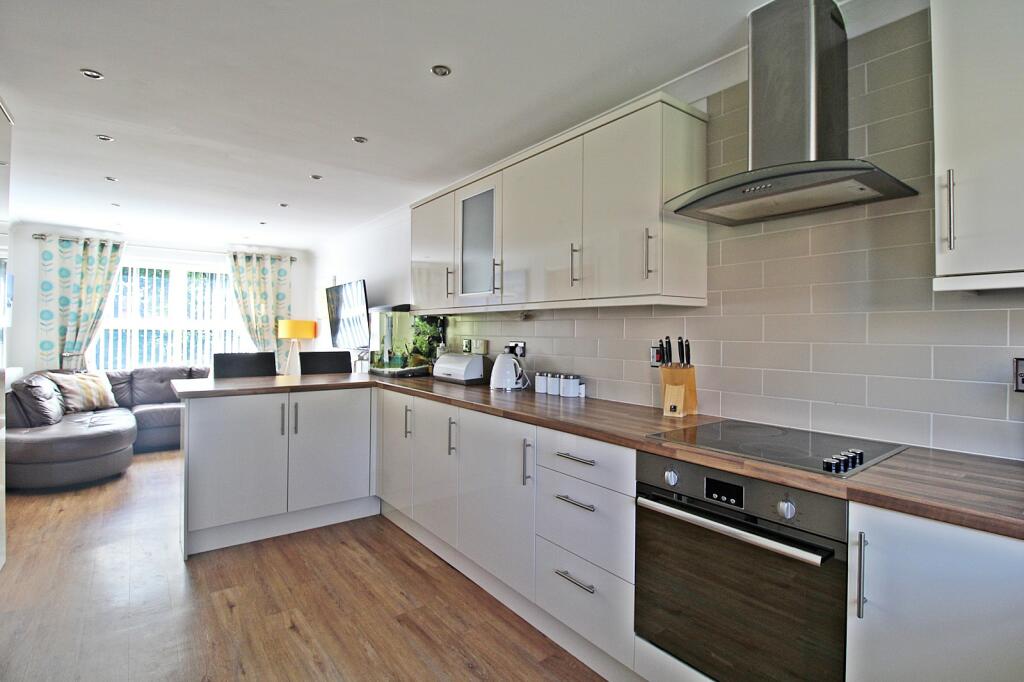 Additional image 12 of Powell Drive, Llanharan, Pontyclun, Rhondda Cynon Taff. CF72 9UU