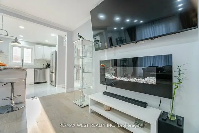 Additional image 7 of 12 Gordon Park Dr