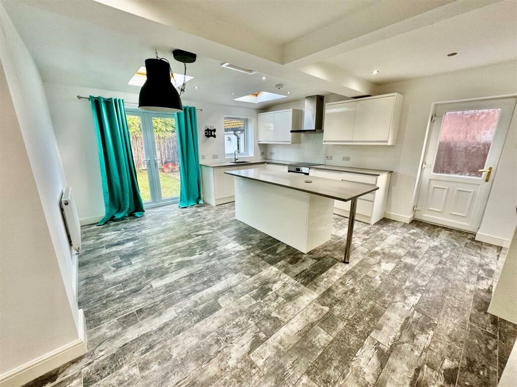 Additional image 12 of Chestnut Close, Hoole