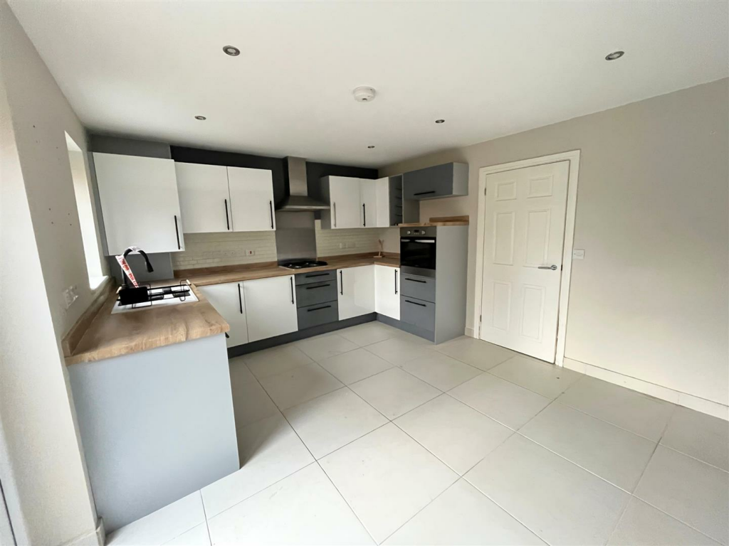 Additional image 8 of Plas Pen Y Glyn, Flint Mountain