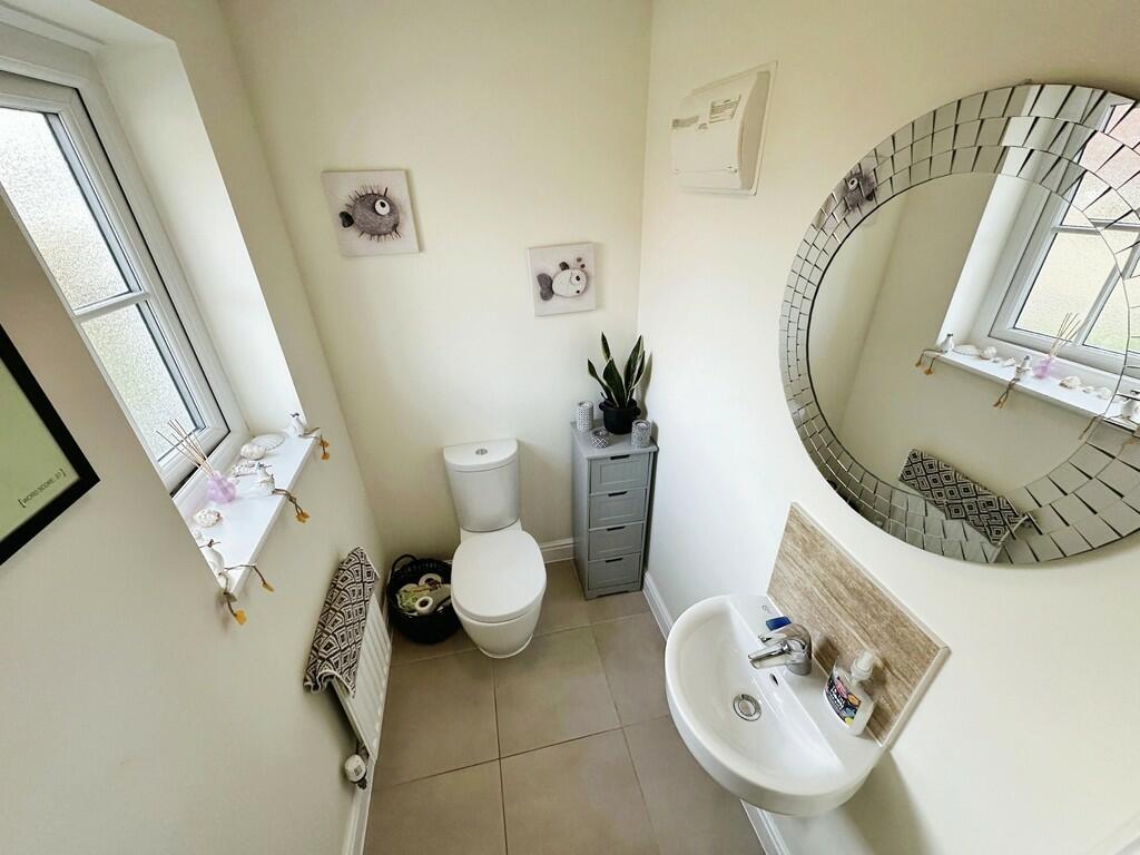 Additional image 21 of Brambling Crescent, Penallta, Hengoed