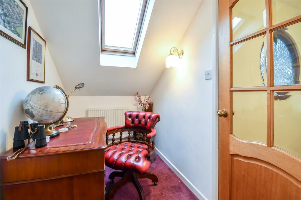 Additional image 15 of Greenbanks Drive, Barry
