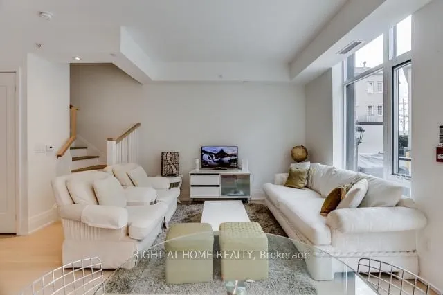 Additional image 4 of 25 Malcolm Rd Unit 112