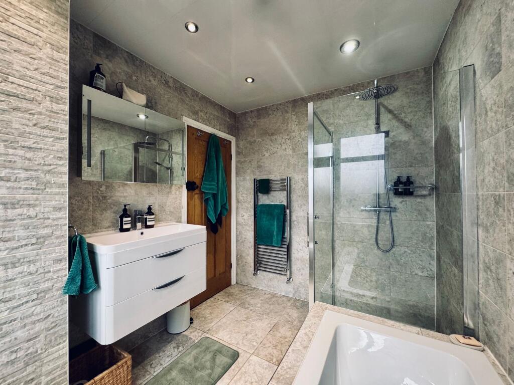 Additional image 30 of Brandlesholme Road, Bury, BL8