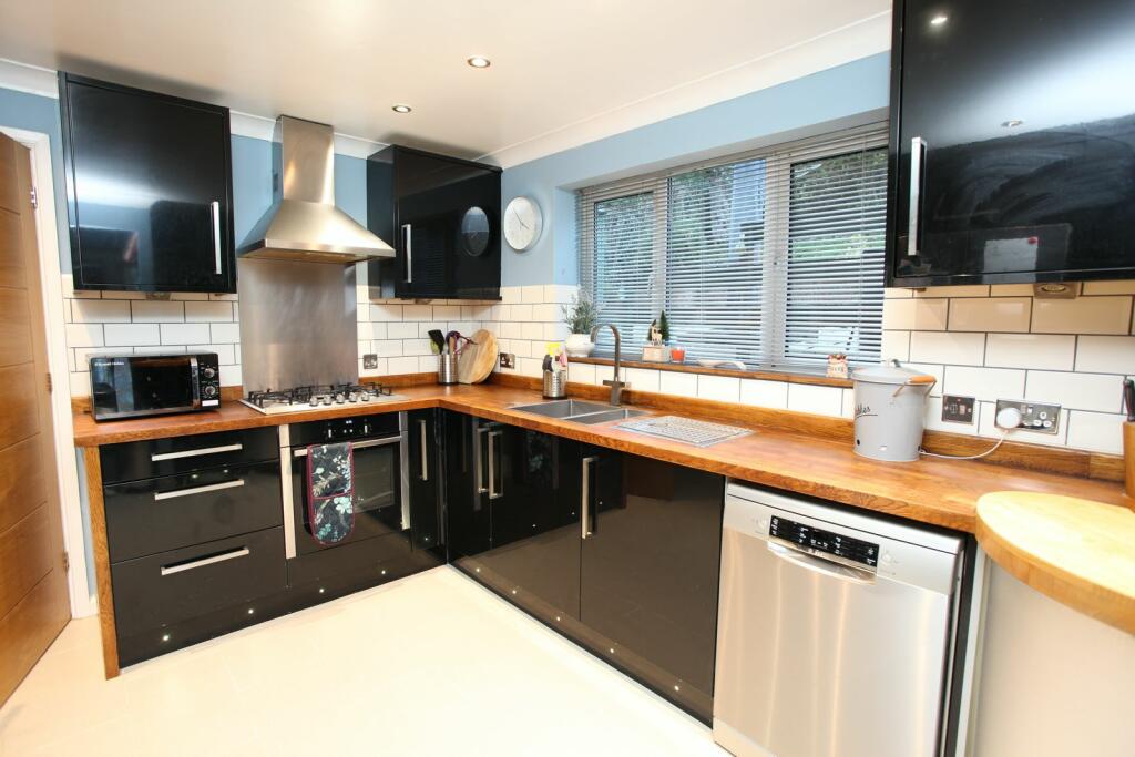 Additional image 9 of Heol Isaf Hendy, Miskin, Pontyclun