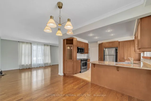 Additional image 23 of 1071 Willowdale Ave