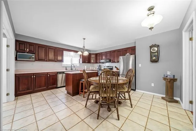 Additional image 13 of 122 Fieldway Dr