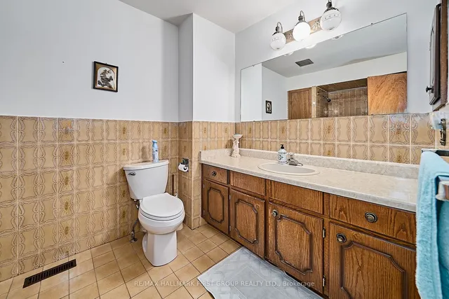 Additional image 22 of 10 Romanway Cres