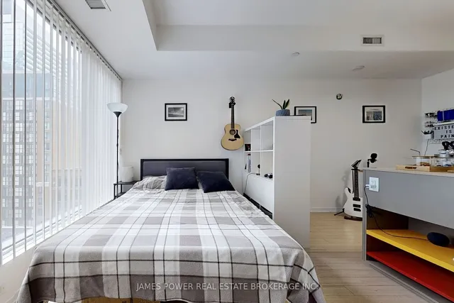 Additional image 19 of 101 Peter St Unit 709