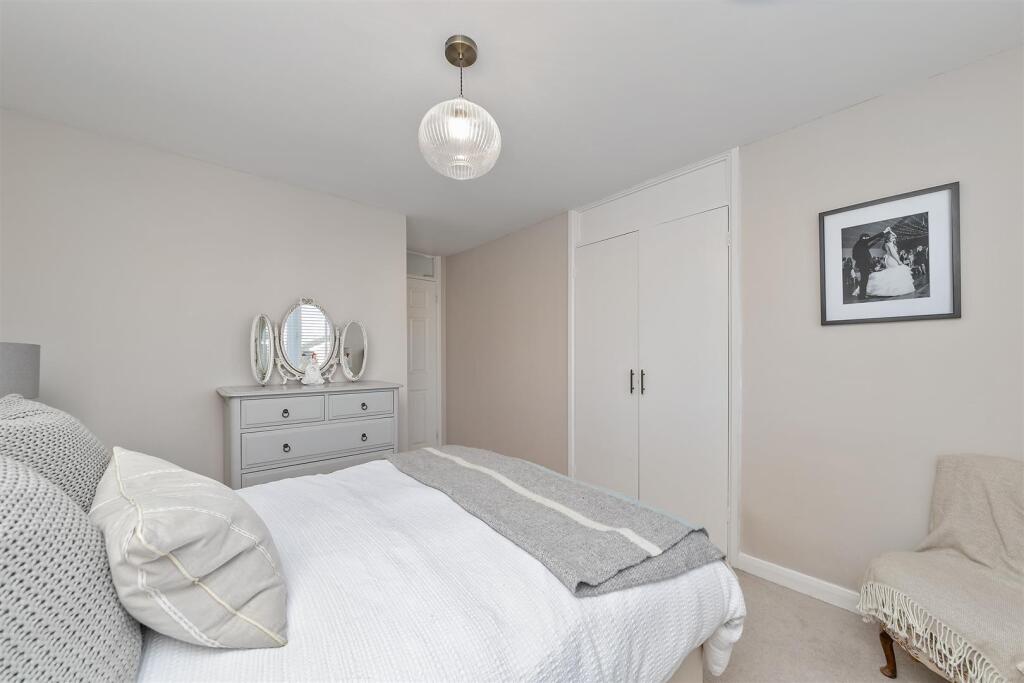 Additional image 31 of Hadrian Close, St Albans