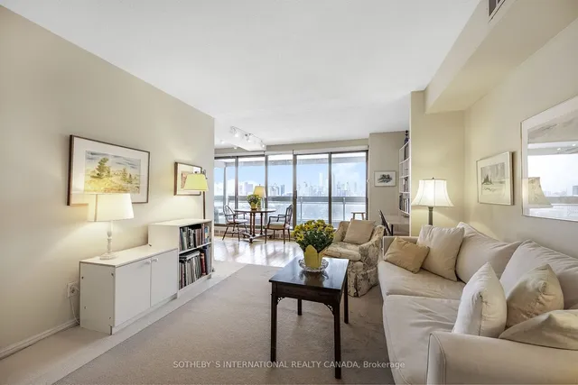 Additional image 16 of 61 St Clair Ave Unit 1001