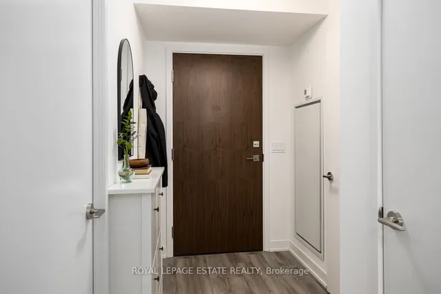 Additional image 2 of 665 Queen St Unit 408