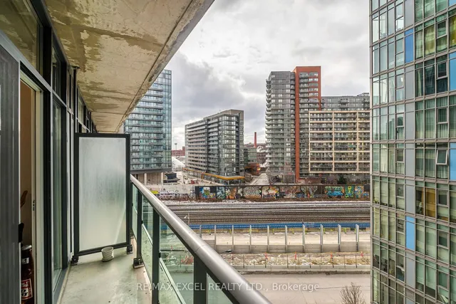 Additional image 17 of 36 Lisgar St Unit #821W