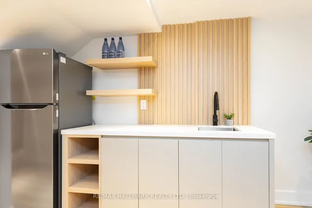 Additional image 32 of 147 Parkmount Rd