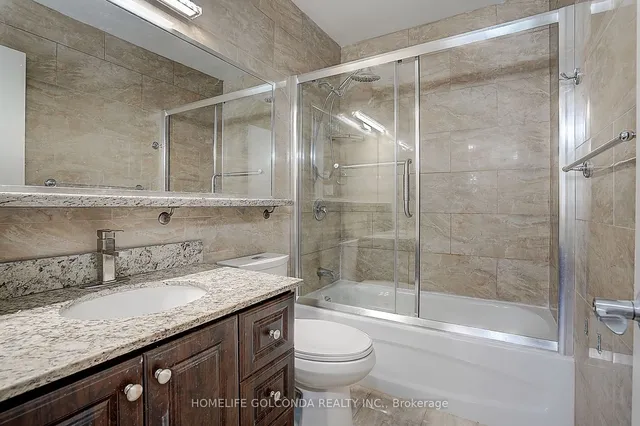 Additional image 20 of 38 Applegate Cres