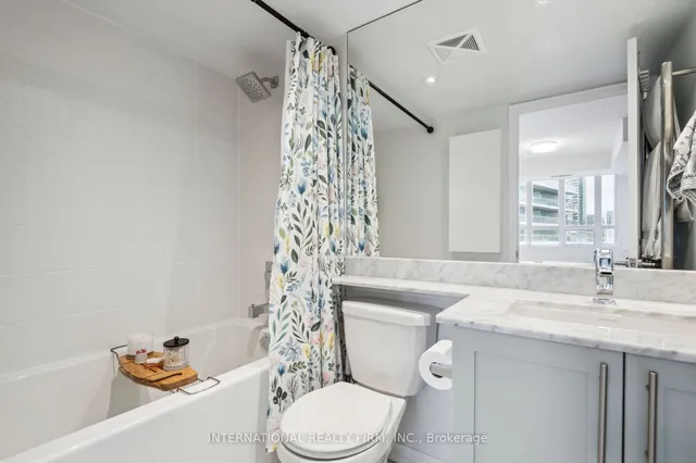 Additional image 18 of 125 Western Battery Rd Unit 802