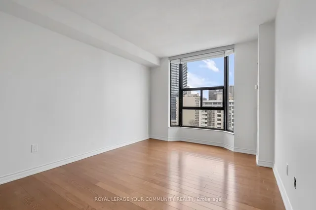 Additional image 28 of 86 Gloucester St Unit 1408