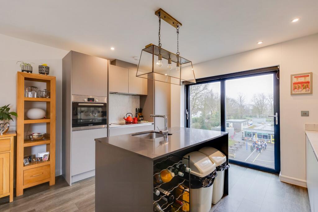 Additional image 8 of Bryneithin, St. Andrews Road, Dinas Powys, The Vale Of Glamorgan. CF64 4BL