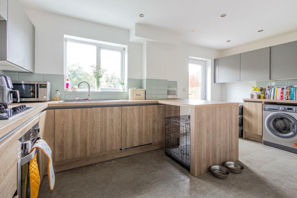 Additional image 6 of Plas Gwernen, Barry