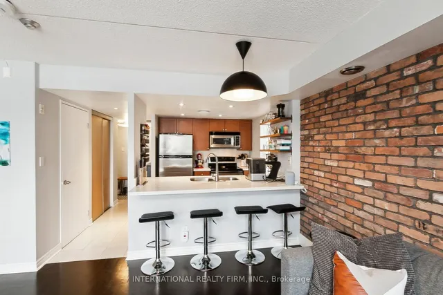 Additional image 7 of 214 Main St Unit 107