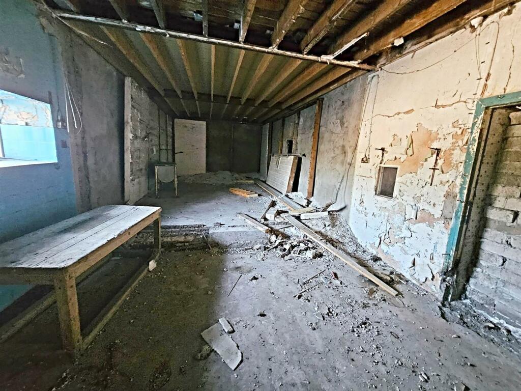 Additional image 3 of Cyrchygwas Road, Pontypridd