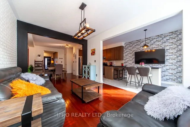 Additional image 7 of 1068 Job Cres