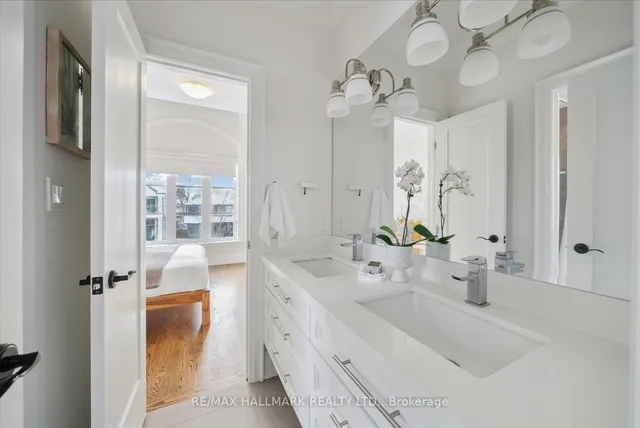 Additional image 26 of 21 Neilson Ave