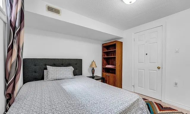 Additional image 28 of 98 Southbrook Dr