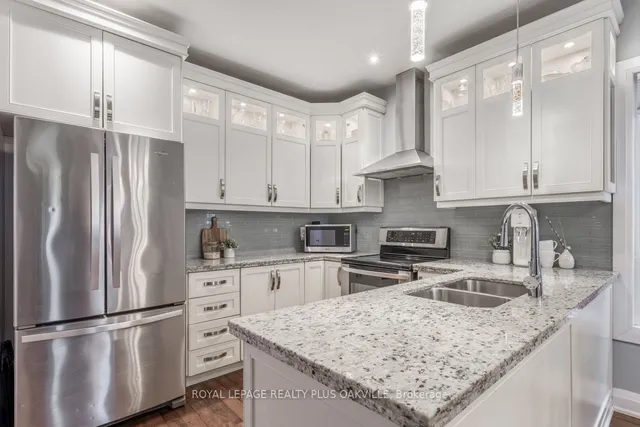 Additional image 9 of 29 1/2 Rosemont Ave