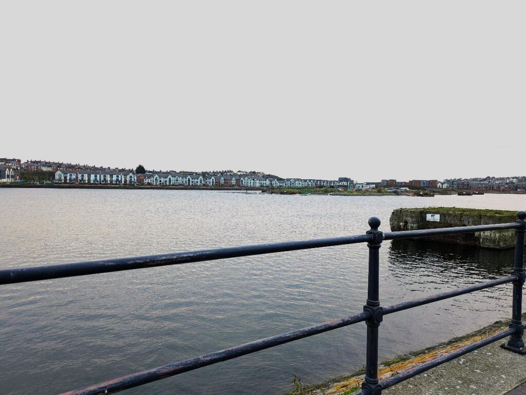 Additional image 20 of Third Floor Apartment, Glan Y Mor, Y Rhodfa, Barry, CF63 4BB