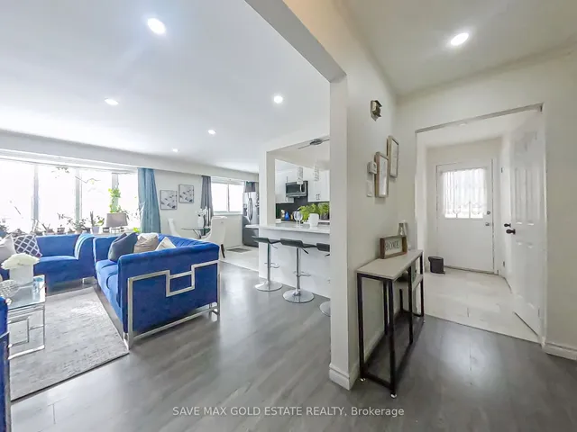 Additional image 4 of 122 Hazelglen Dr