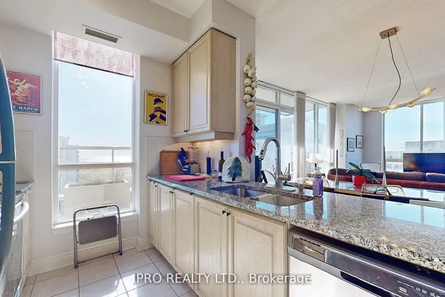 Additional image 17 of 70 High Park Ave Unit 1804