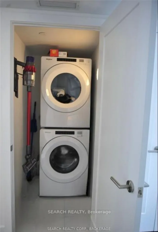 Additional image 7 of 575 Bloor St Unit 1502