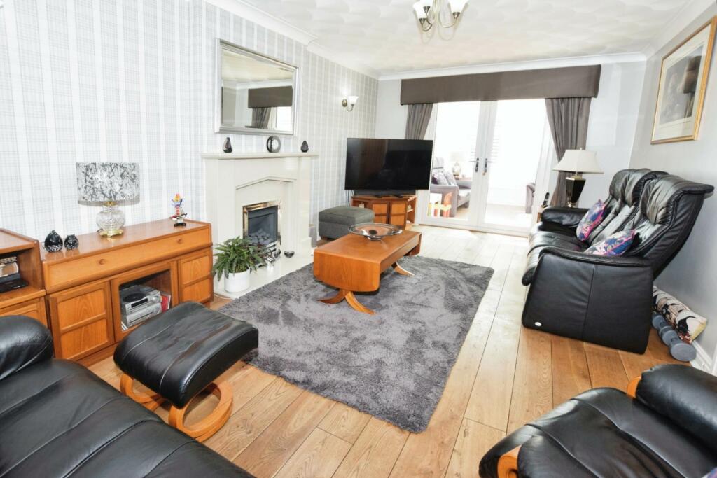 Additional image 3 of Dibbinview Grove, Spital