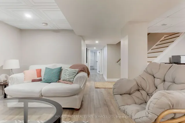 Additional image 27 of 18 Alderson Dr