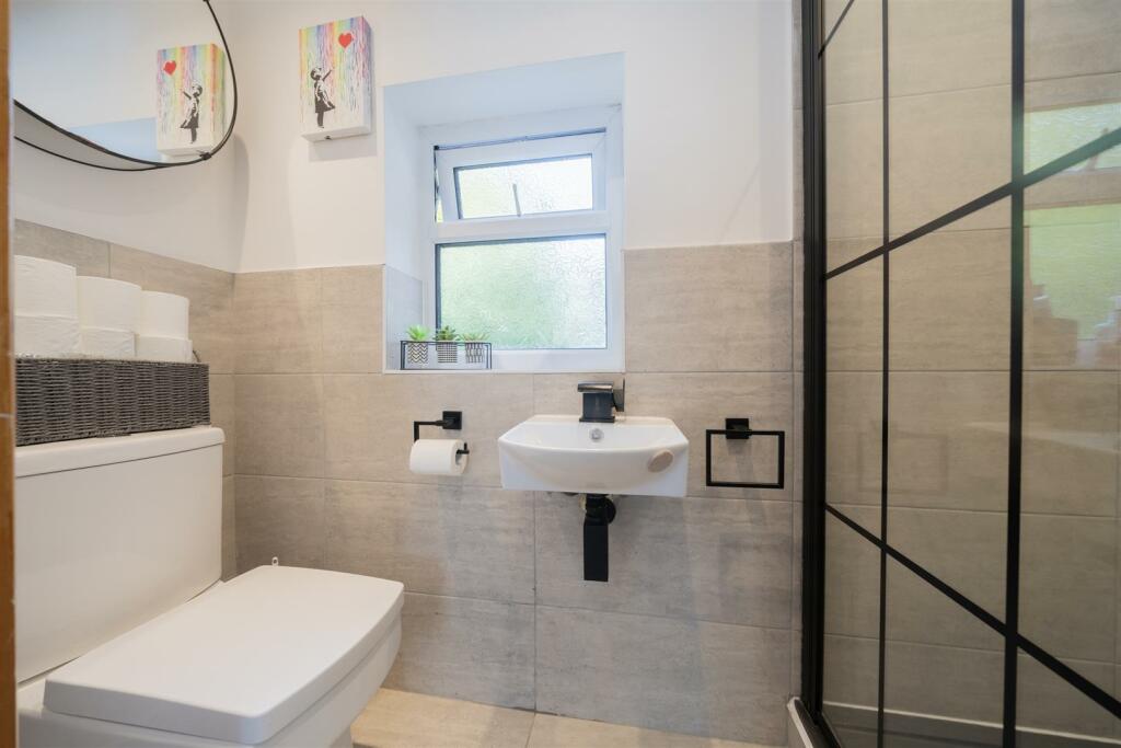 Additional image 12 of Low Wood Grove, Barnston, Wirral