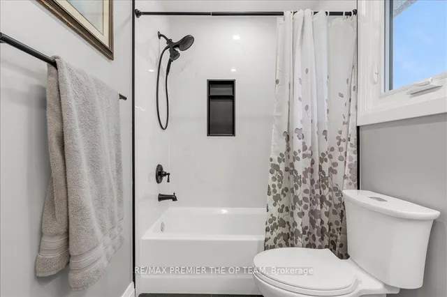 Additional image 21 of 27 Elmira Dr