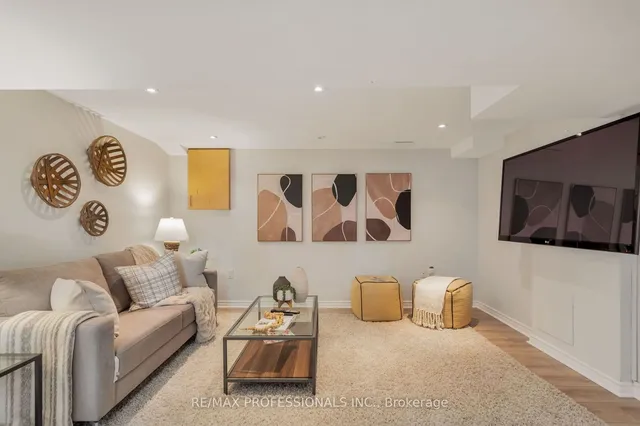 Additional image 31 of 128 Westrose Ave