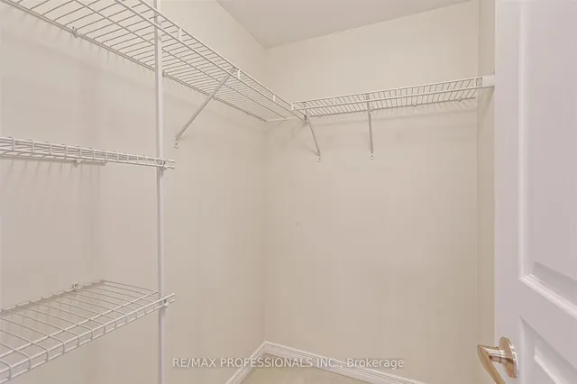 Additional image 23 of 2240 Lake Shore Blvd Unit 404