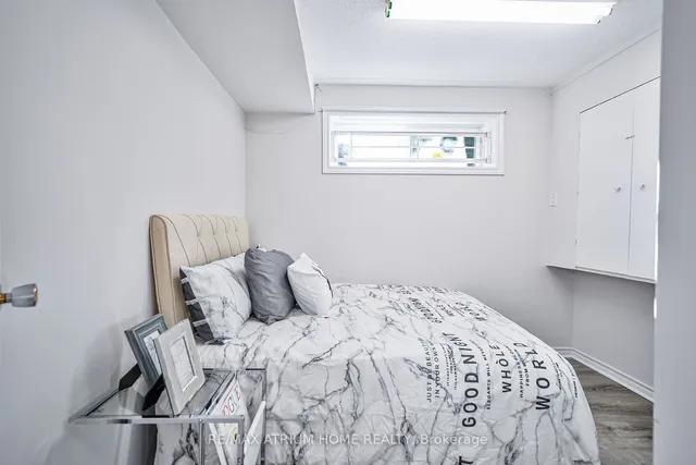 Additional image 28 of 18 Castle Hill Dr