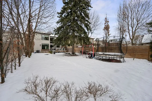 Additional image 37 of 289 Sandringham Dr