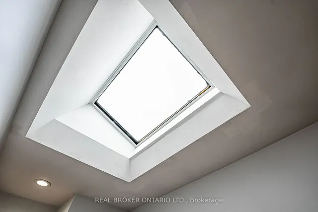 Additional image 23 of 16 Hatherley Rd