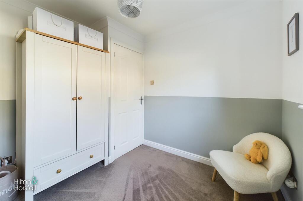 Additional image 24 of Barn Field Close, Colne