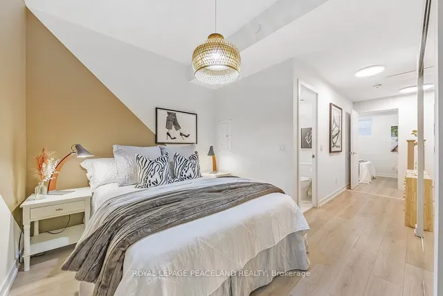 Additional image 17 of 266 Finch Ave Unit 15