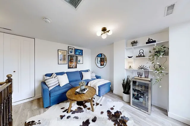 Additional image 33 of 21 Ruttan St Unit 240