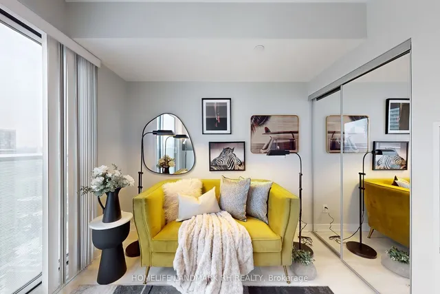 Additional image 5 of 501 Yonge St Unit 3904