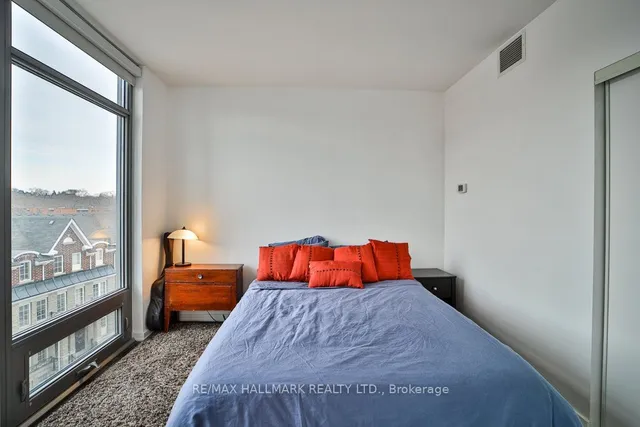 Additional image 20 of 103 The Queensway Ave Unit 413