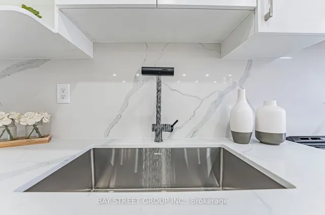 Additional image 13 of 77 Sandyhook Sq