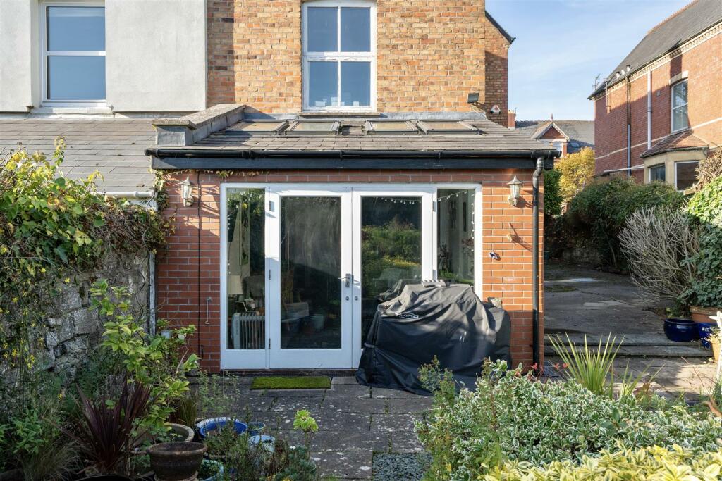 Additional image 15 of Plymouth Road, Penarth